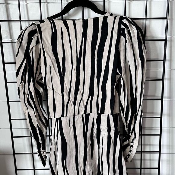 Zara‎ Zebra Print Wrap Around Romper Mini Dress Womens M Black Cream Boho - Picture 6 of 14